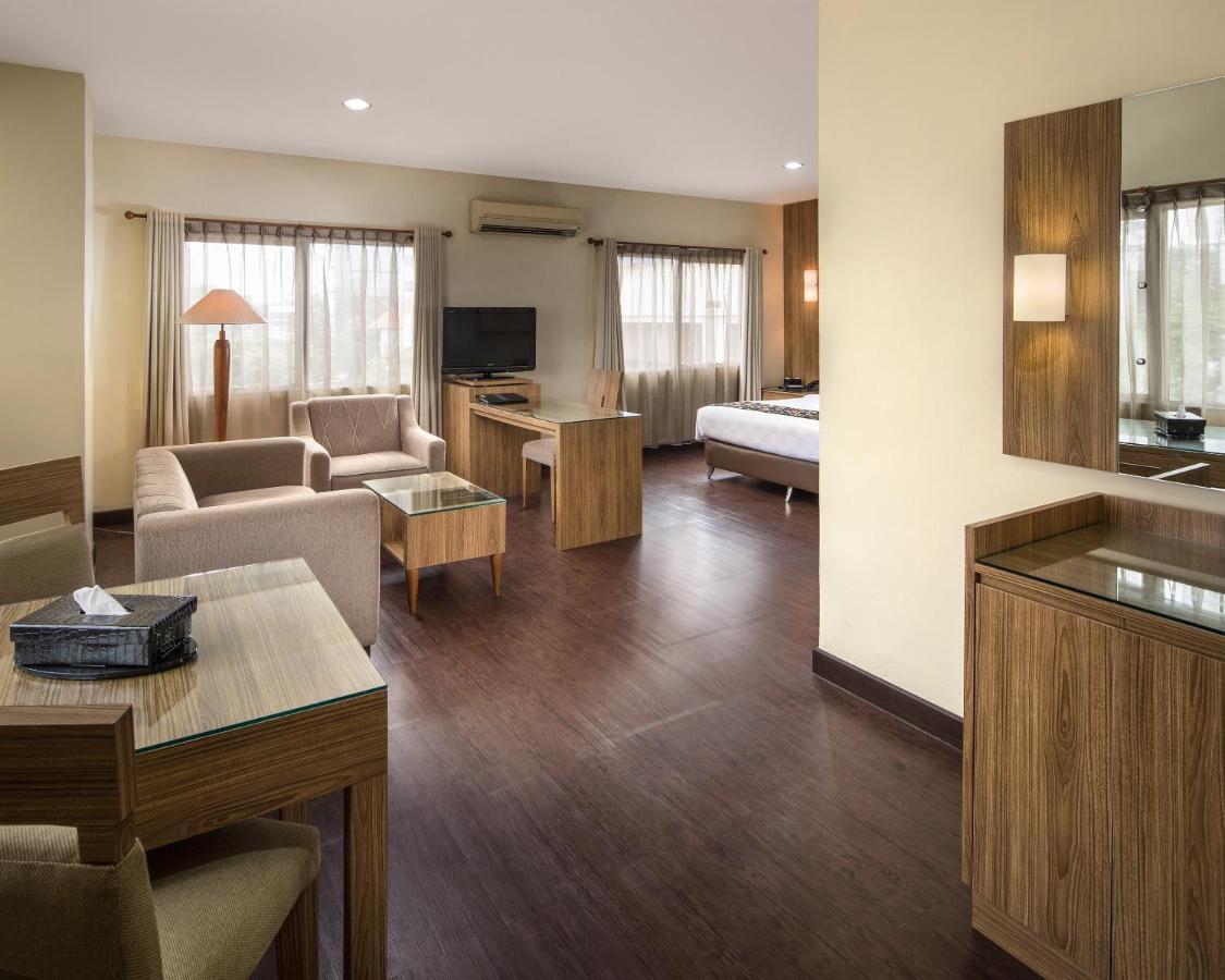 Hotel Alia Cikini Jakarta Exteriör bild